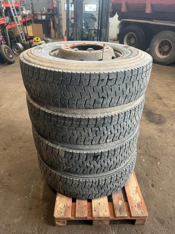 Continental HDR2 295/80R22.5