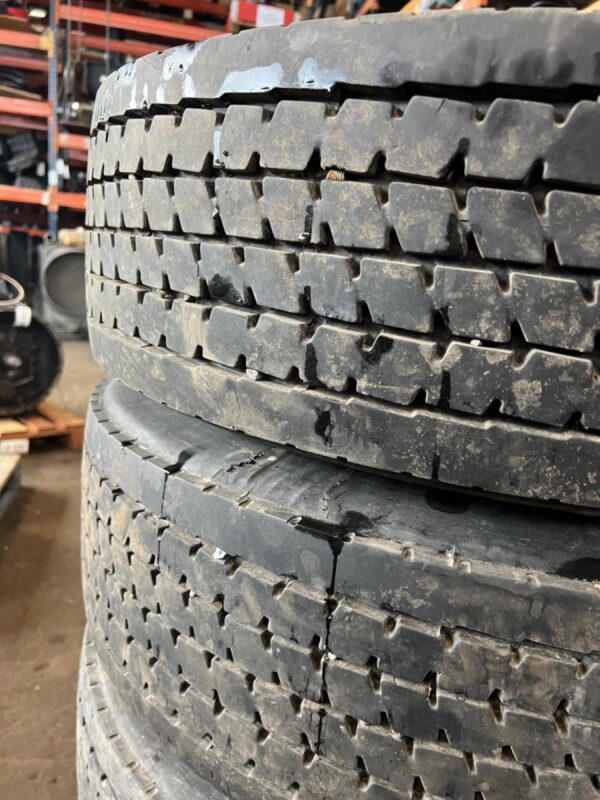 Sava avant A3 285/70R19.5