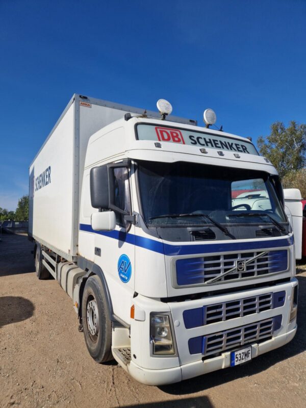 Volvo FM-9