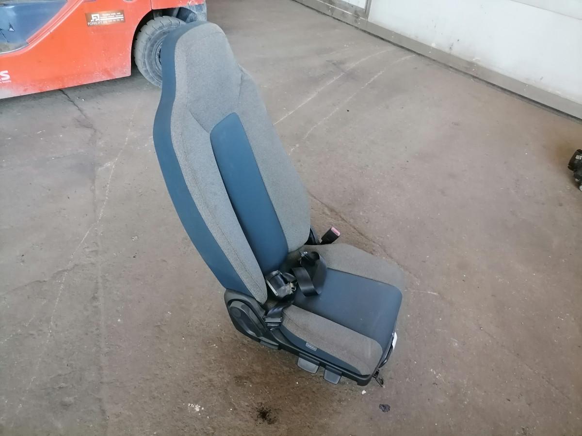 Volvo kaasreisija iste