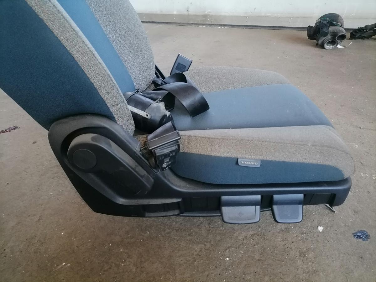 Volvo kaasreisija iste