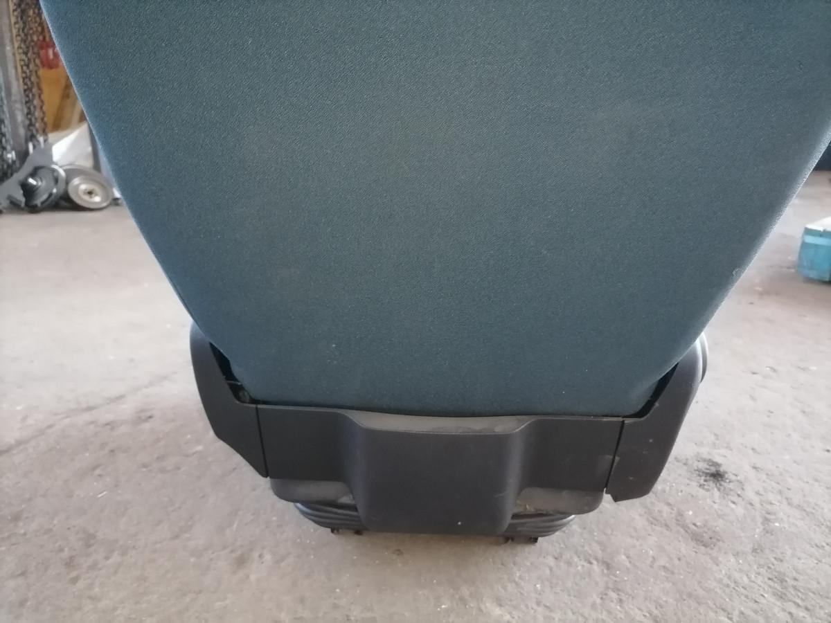 Volvo kaasreisija iste