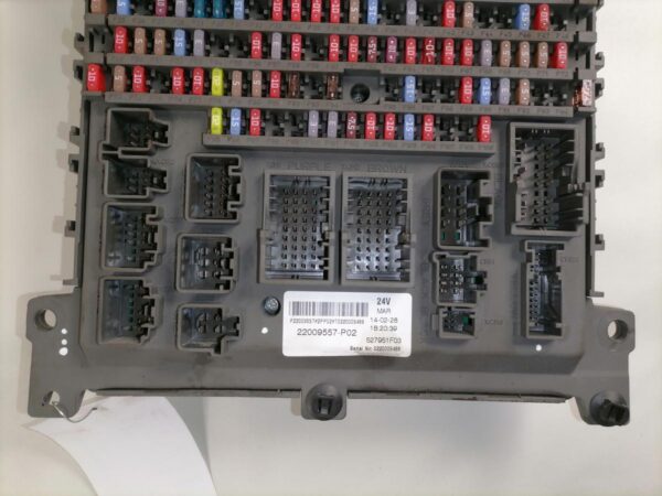 Volvo kaitsmepaneel