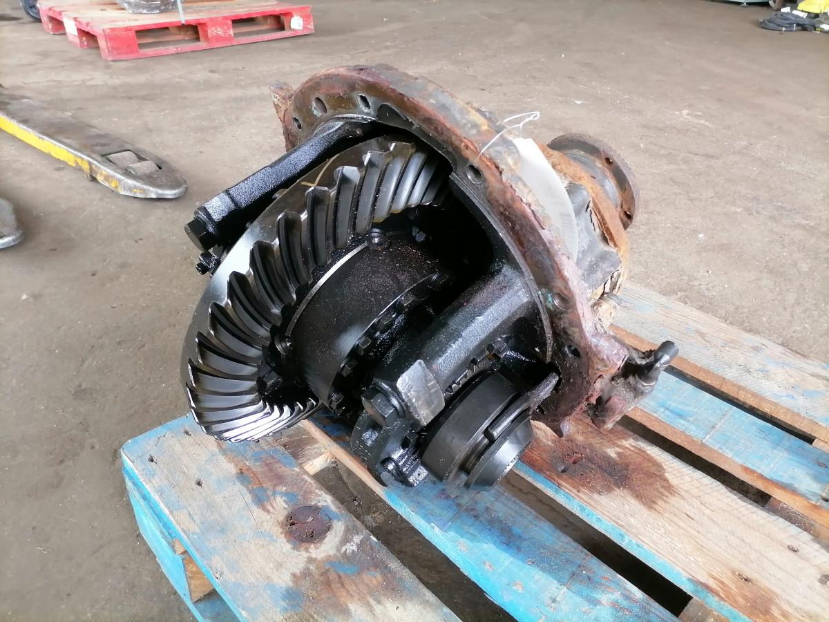 Volvo reduktor 3,90