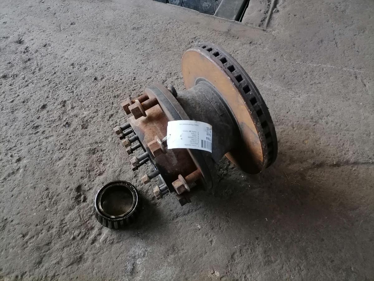Volvo veosilla rattarumm