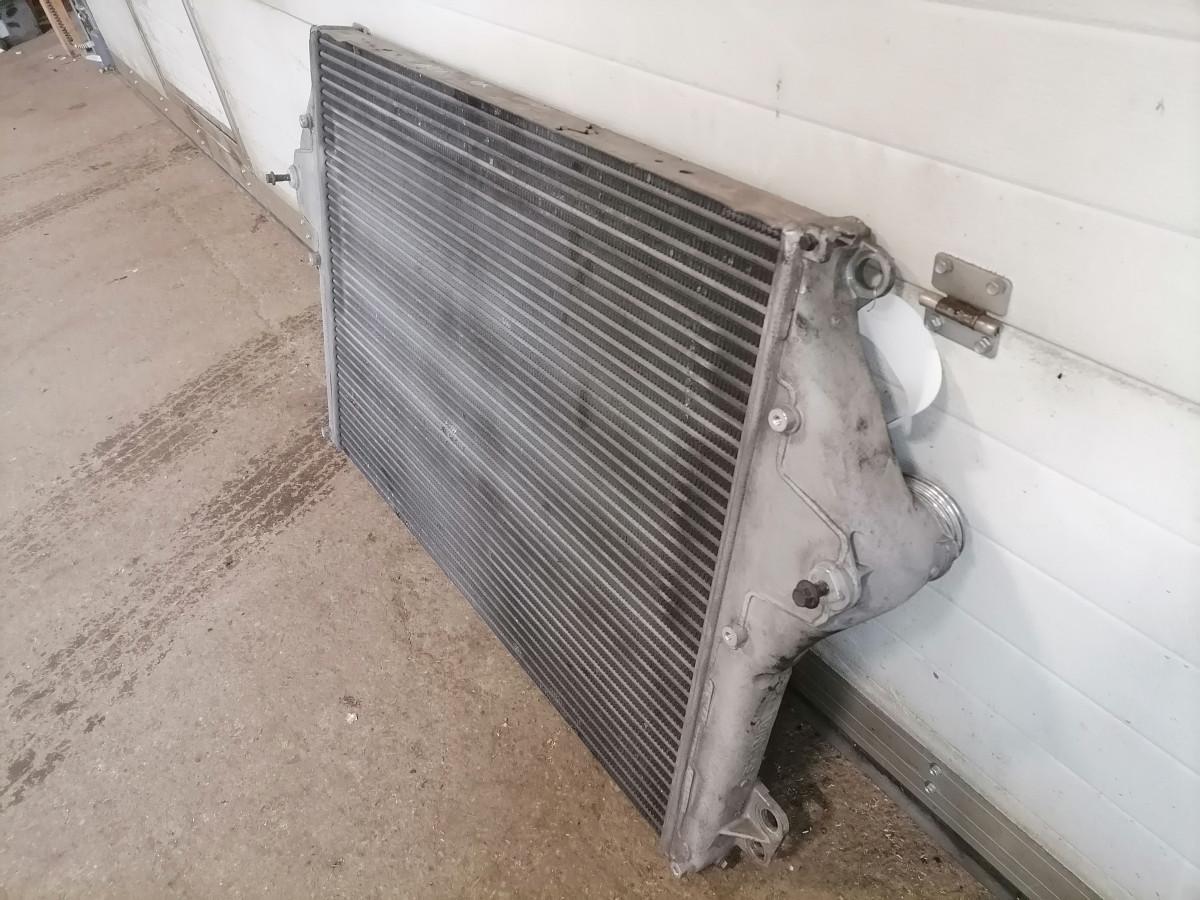 Intercooler radiaator