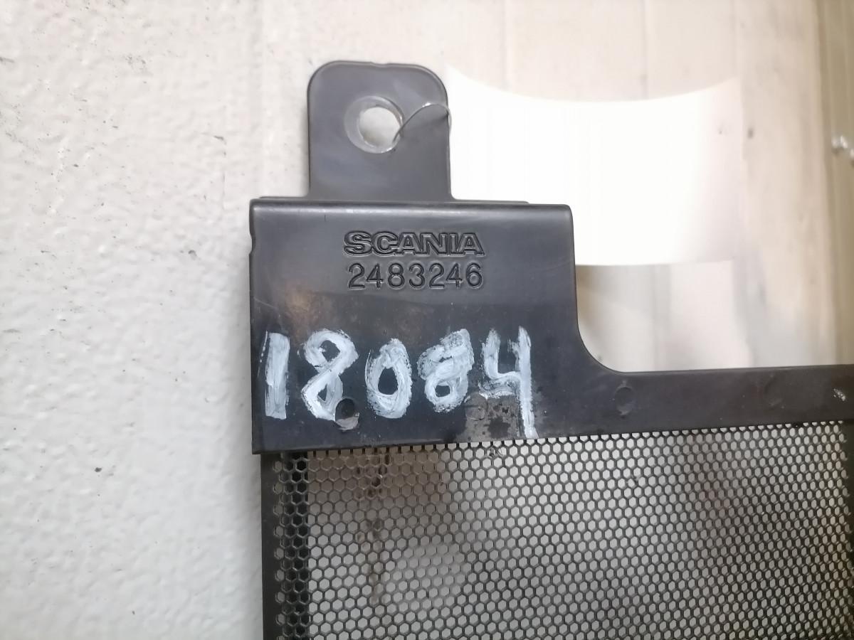 Radiaatori kaitsevõrk