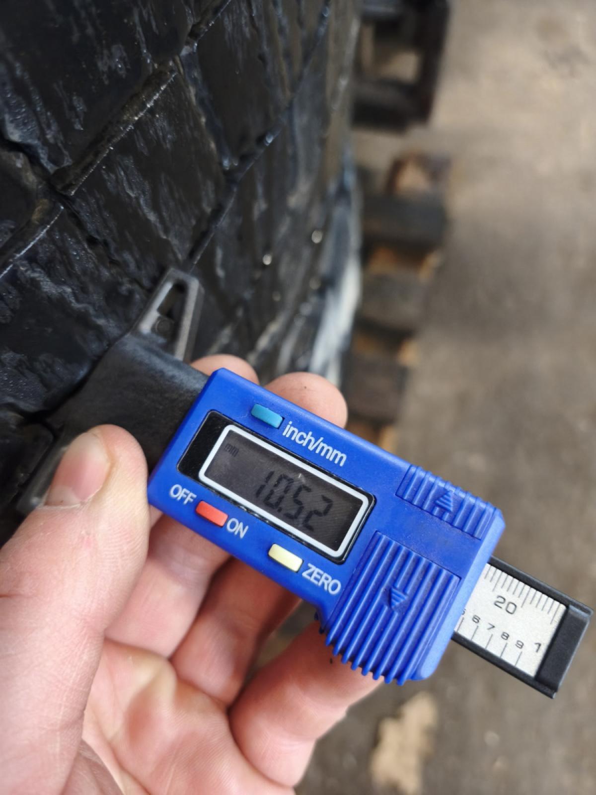 Rehvid + veljed 315/70R22.5