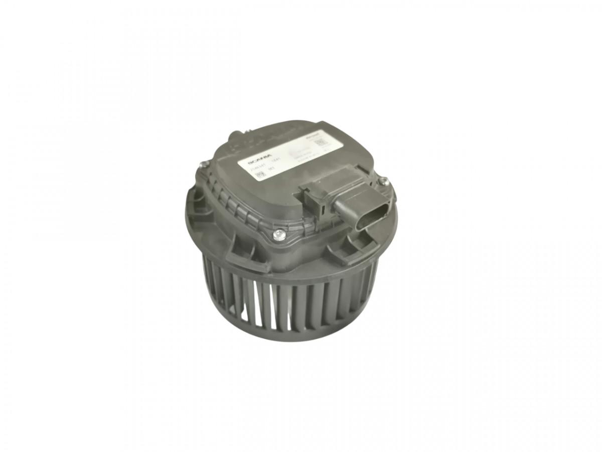Salongisoojenduse ventilaator
