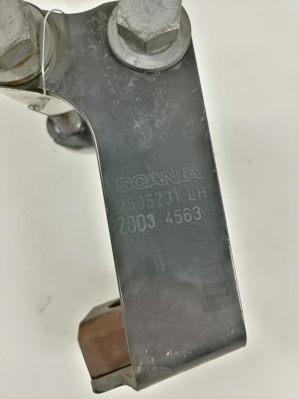 Kabiini õhkpadja kandur