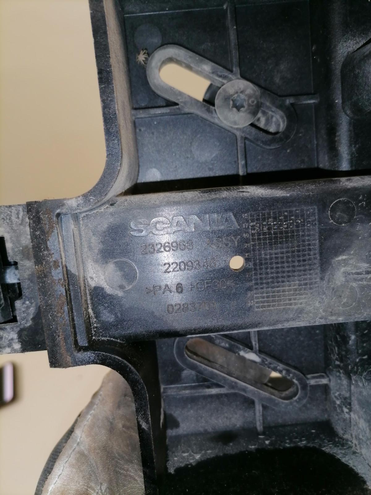 Kabiini tuulesuunaja kandur