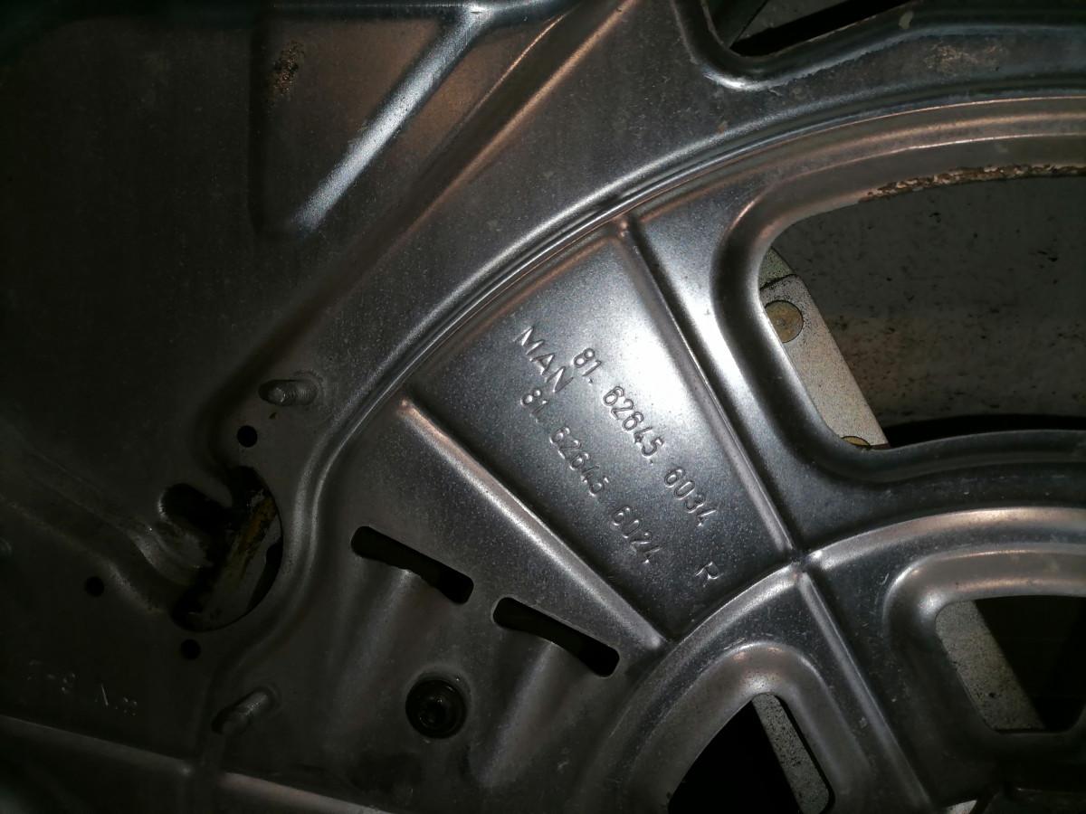 Küljeklaasi tõstemehhanism