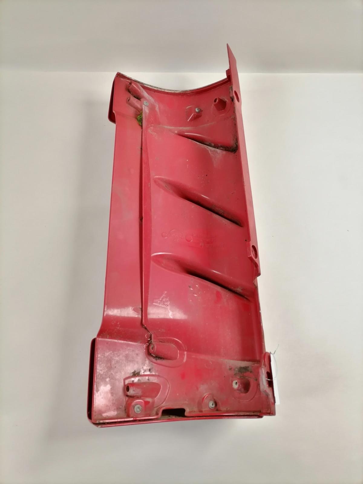 MAN kabiini nurgapõsk, parem