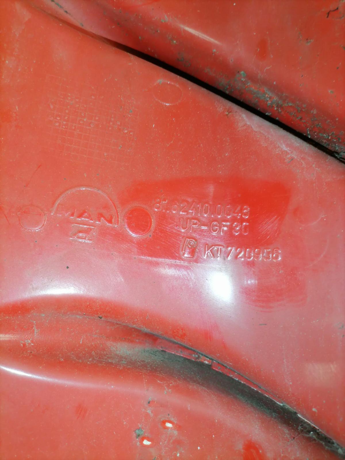 MAN kabiini nurgapõsk, parem