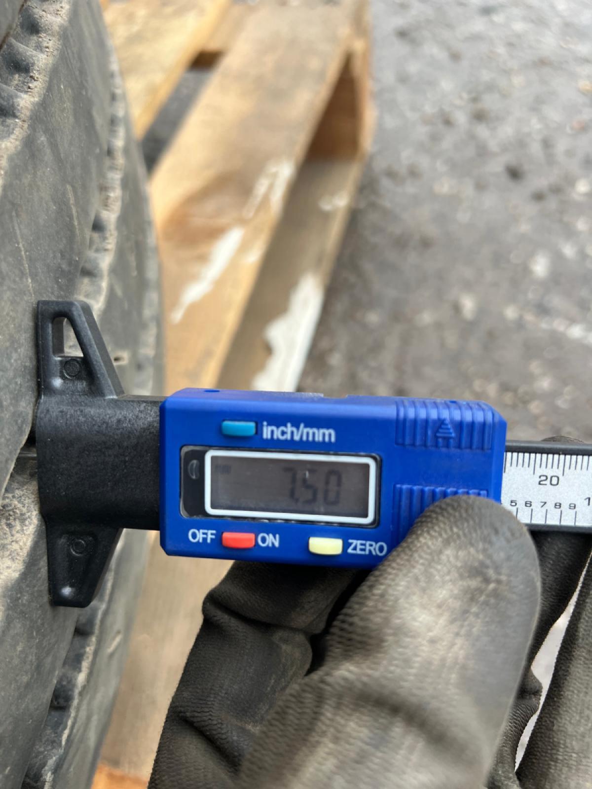 Rehvid + veljed 315/70R22.5