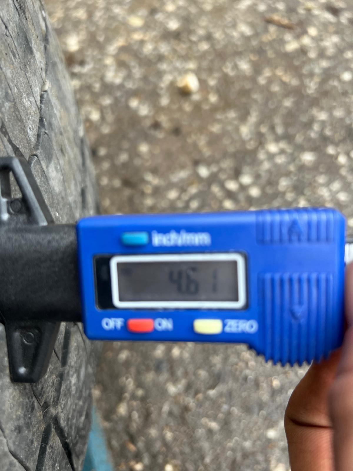 Rehvid + veljed 315/70R22.5