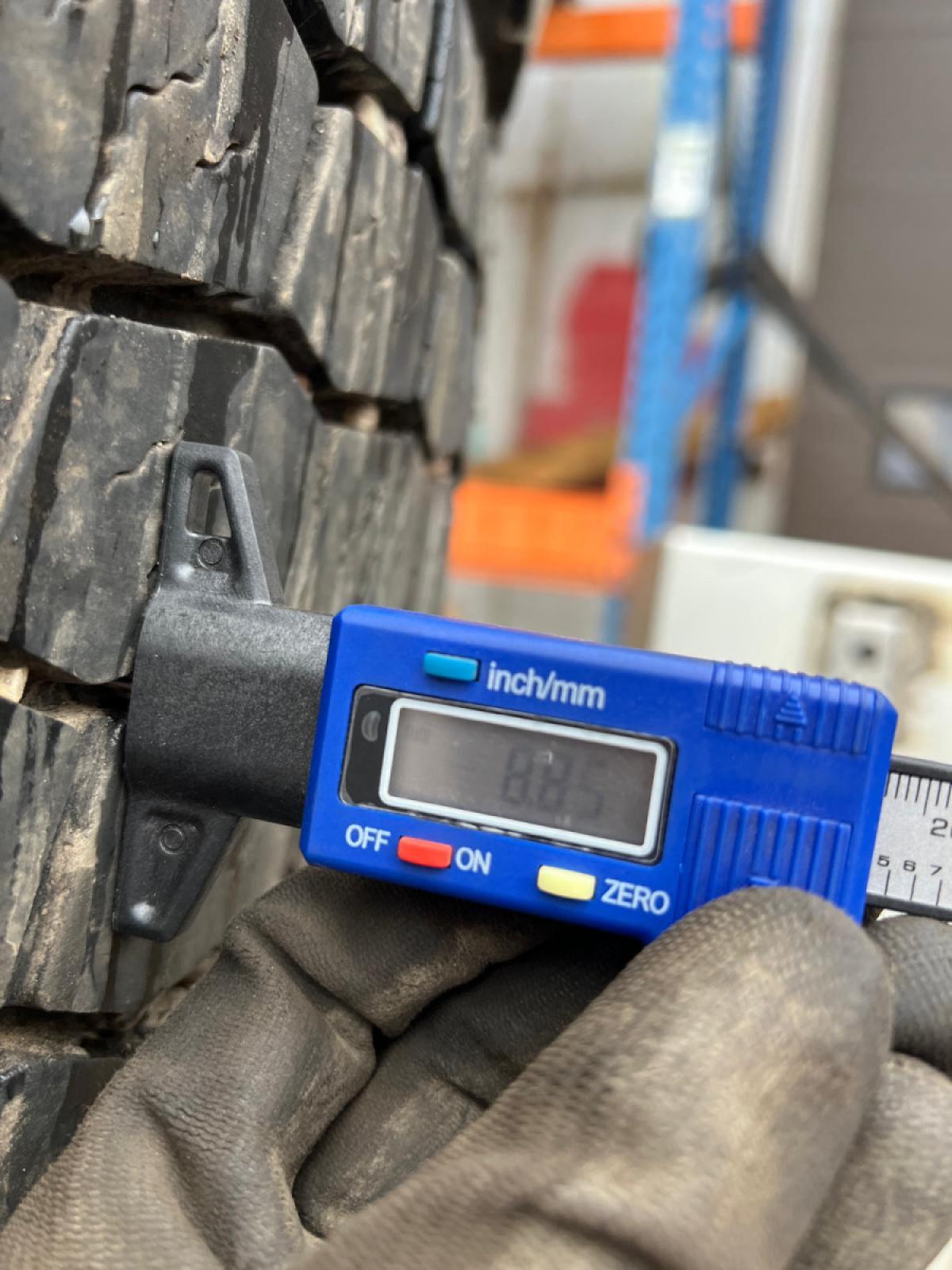 Rehvid + veljed 315/70R22.5