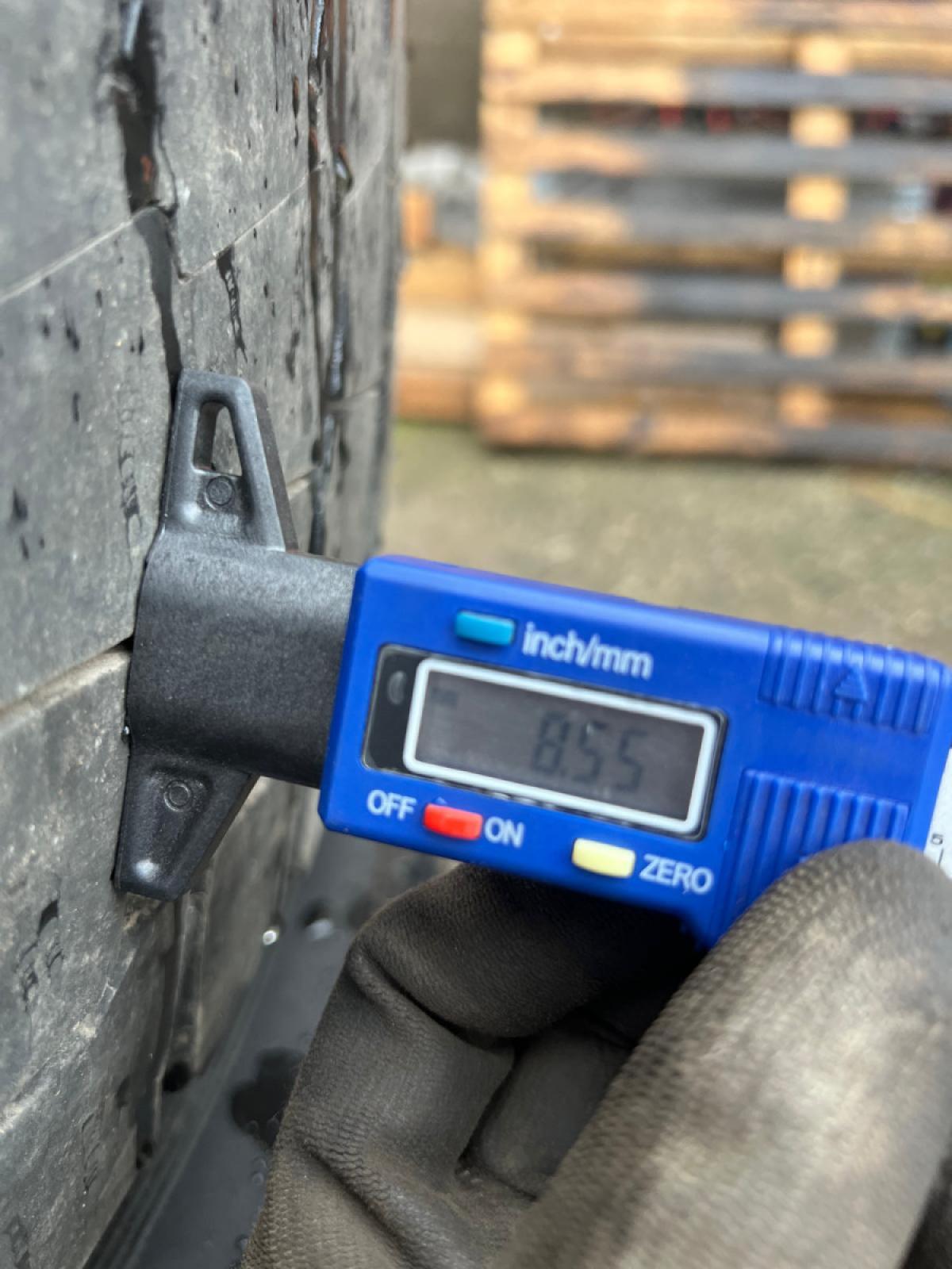 Rehvid + veljed 315/80R22.5