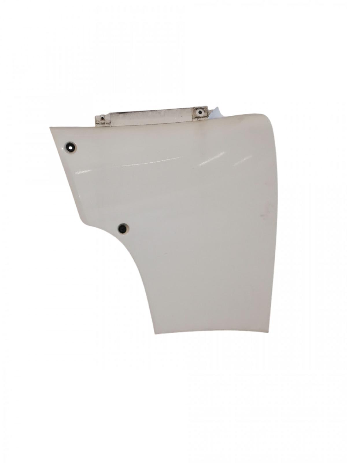 Scania kabiini tuulesuunaja, ülemine vasak