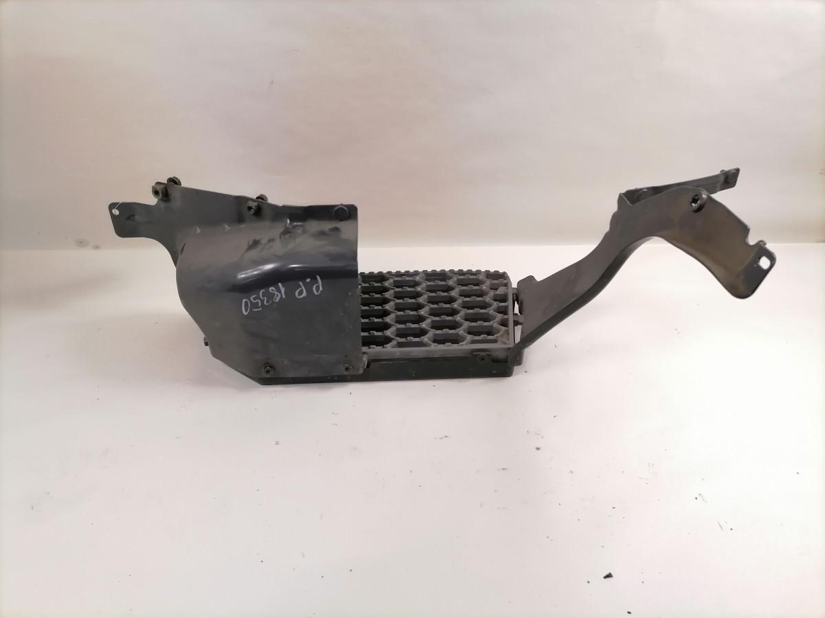 Ülemine astmelaud, parem