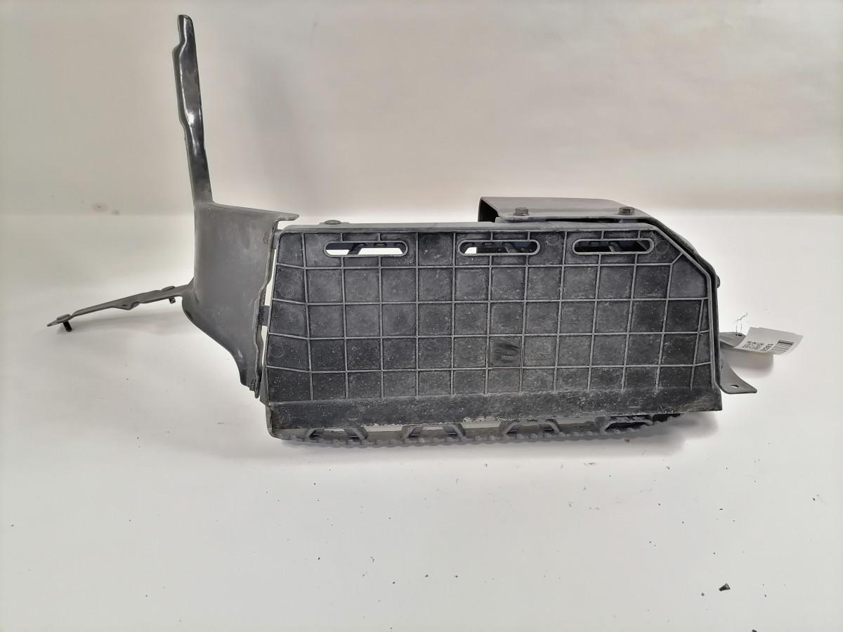 Ülemine astmelaud, vasak