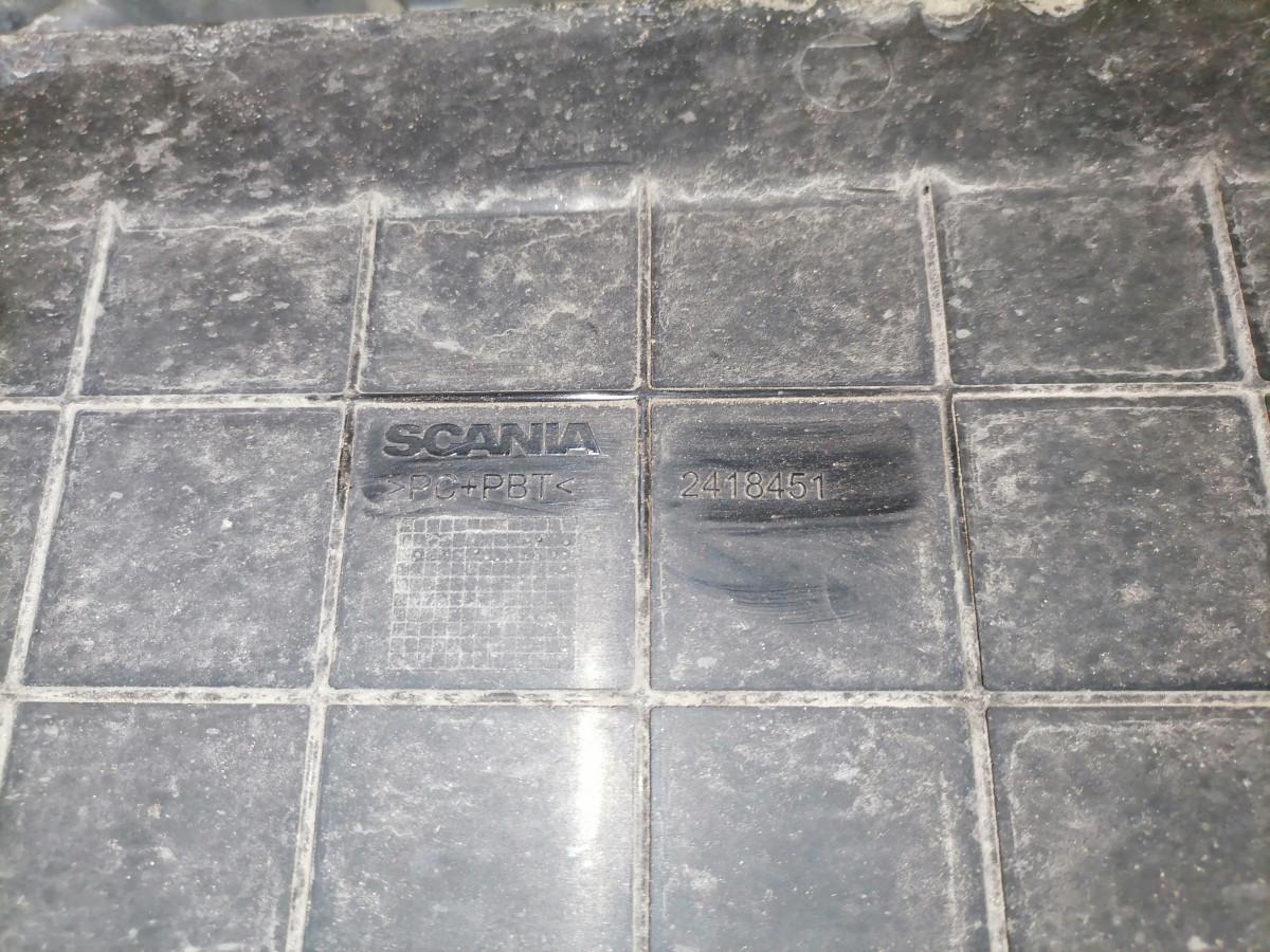 Ülemine astmelaud, vasak