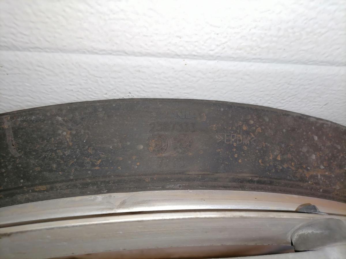 Ventilaatori metallrõngas