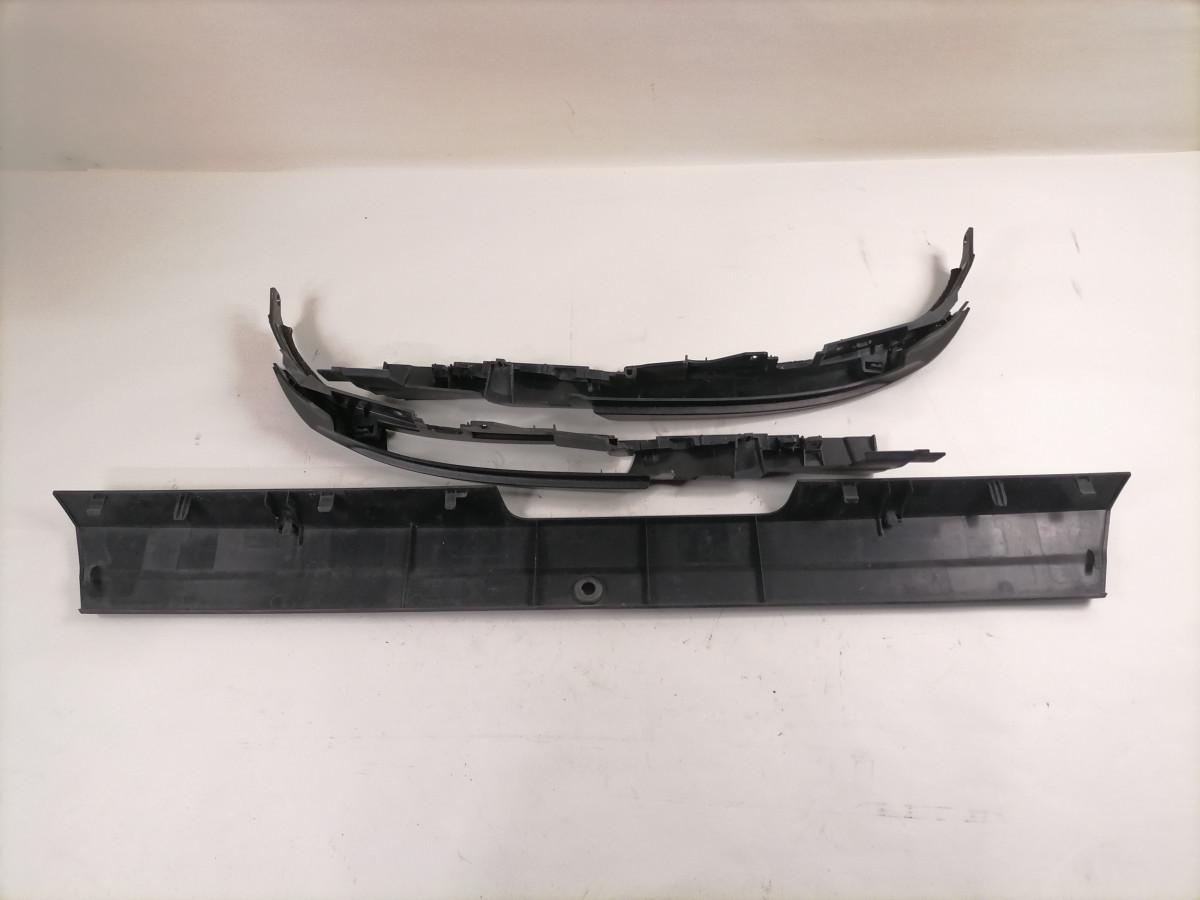 Esiklaasi alune plastik, komplekt