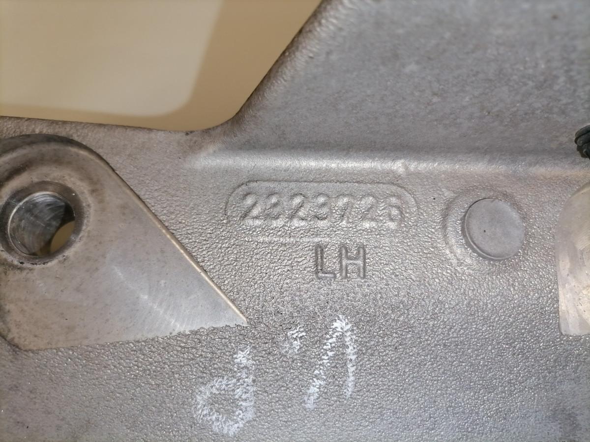 Kabiini õhkpadja kandur