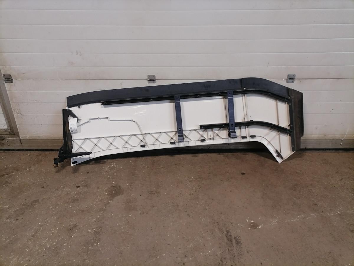 Kabiini tuulesuunaja, parem külg