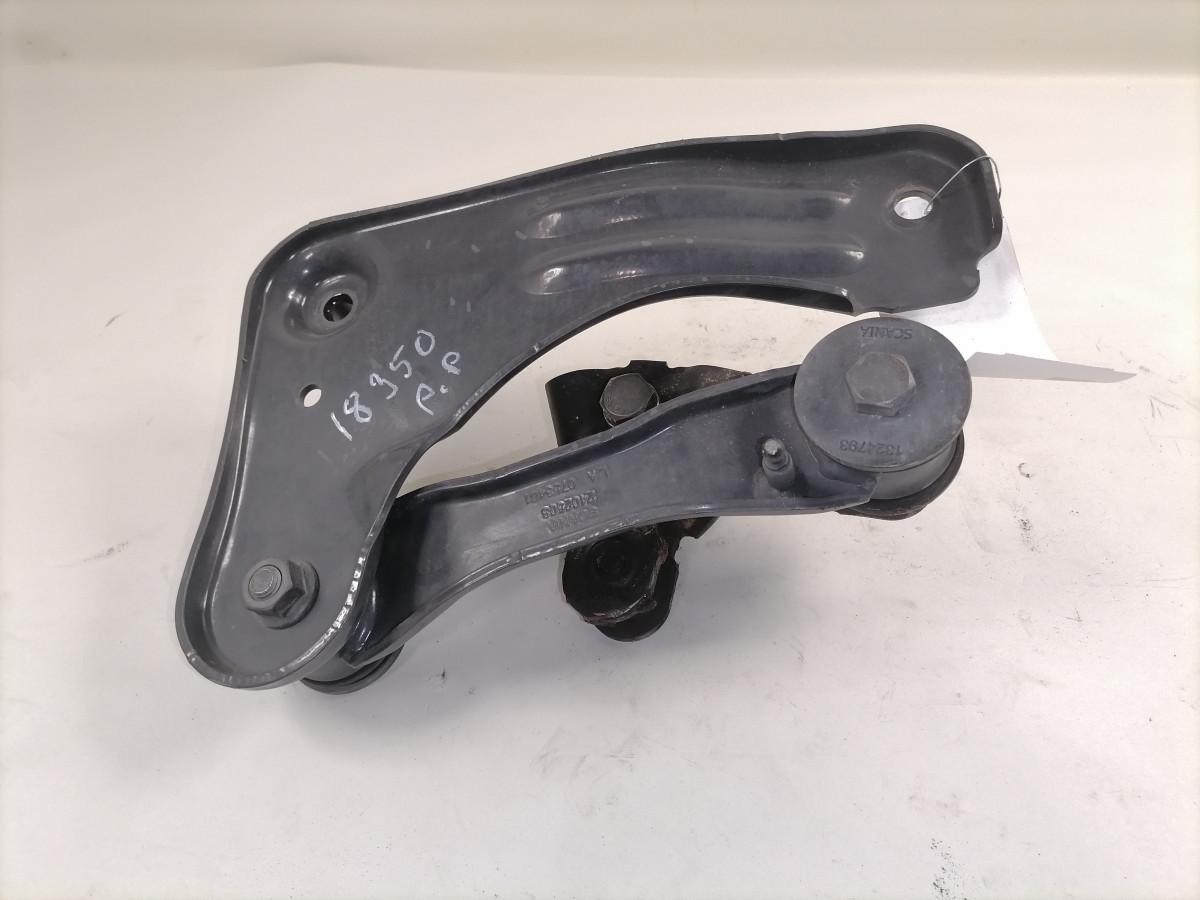 Kabiini vedrustuse kandur