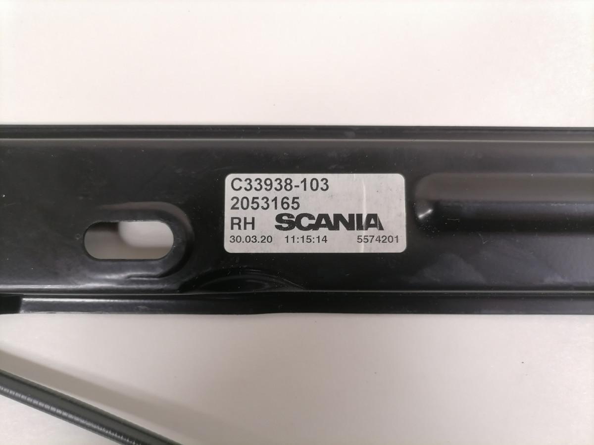 Küljeklaasi tõstemehhanism