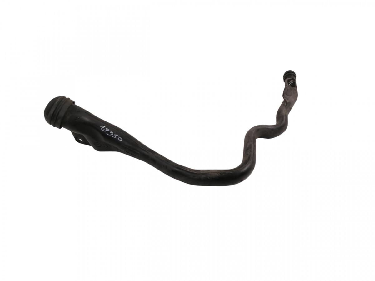 Mootoriõli lisamise toru