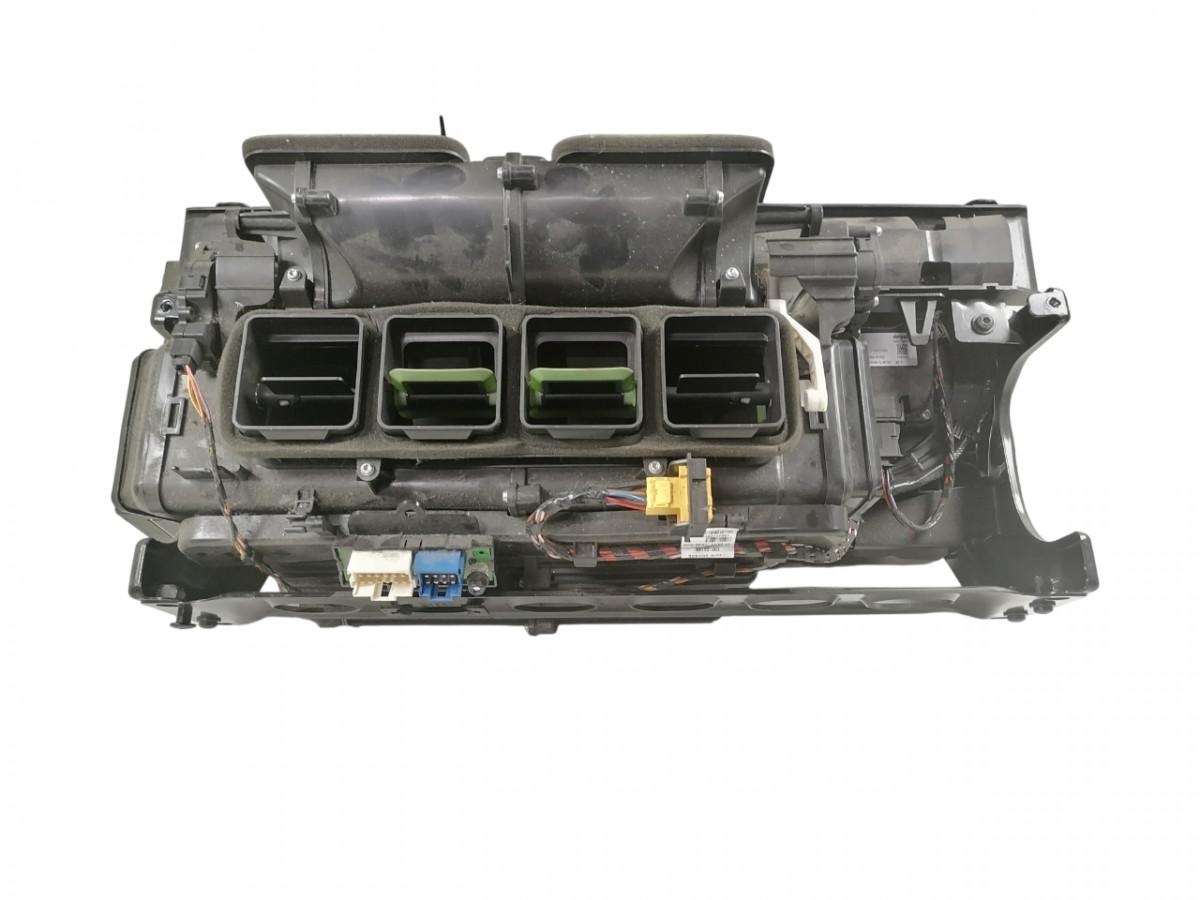 Salongi radiaatorite korpus, komplektne