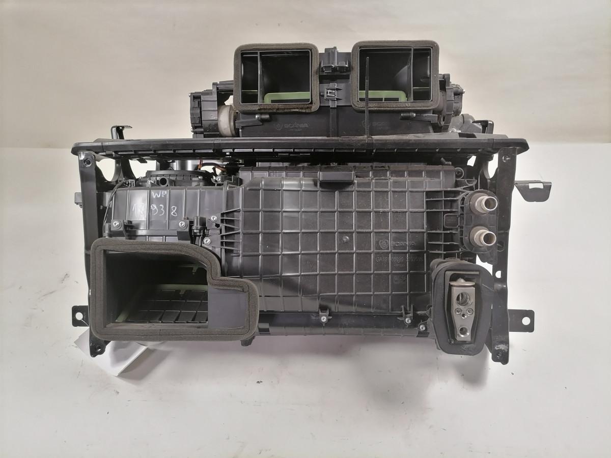 Salongi radiaatorite korpus, komplektne