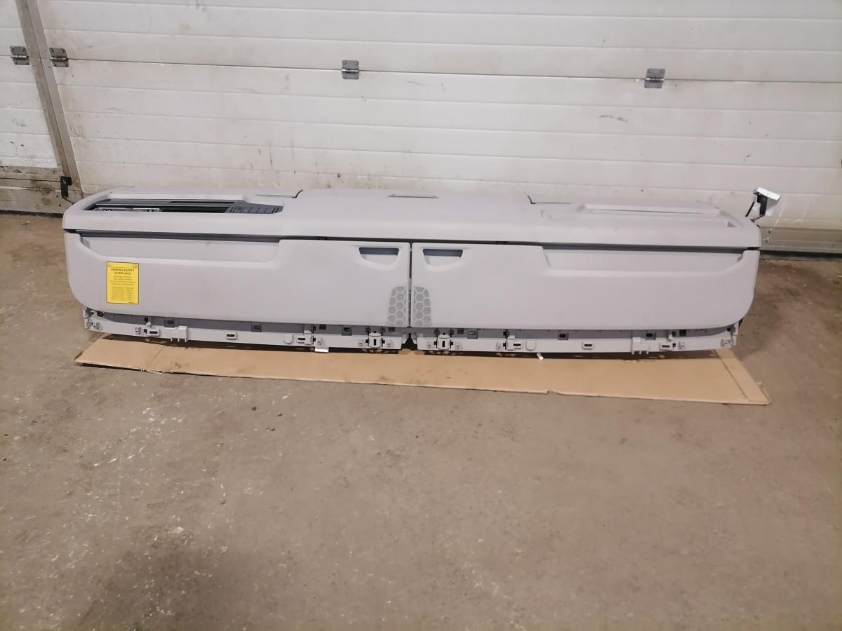 Salongi ülemine panipaik