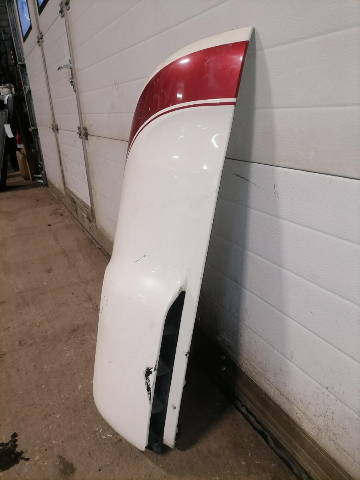 Scania kabiini nurgapõsk, vasak