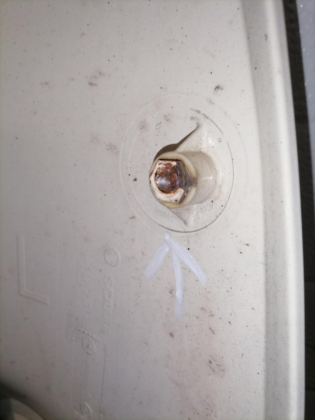 Scania kabiini nurgapõsk, vasak