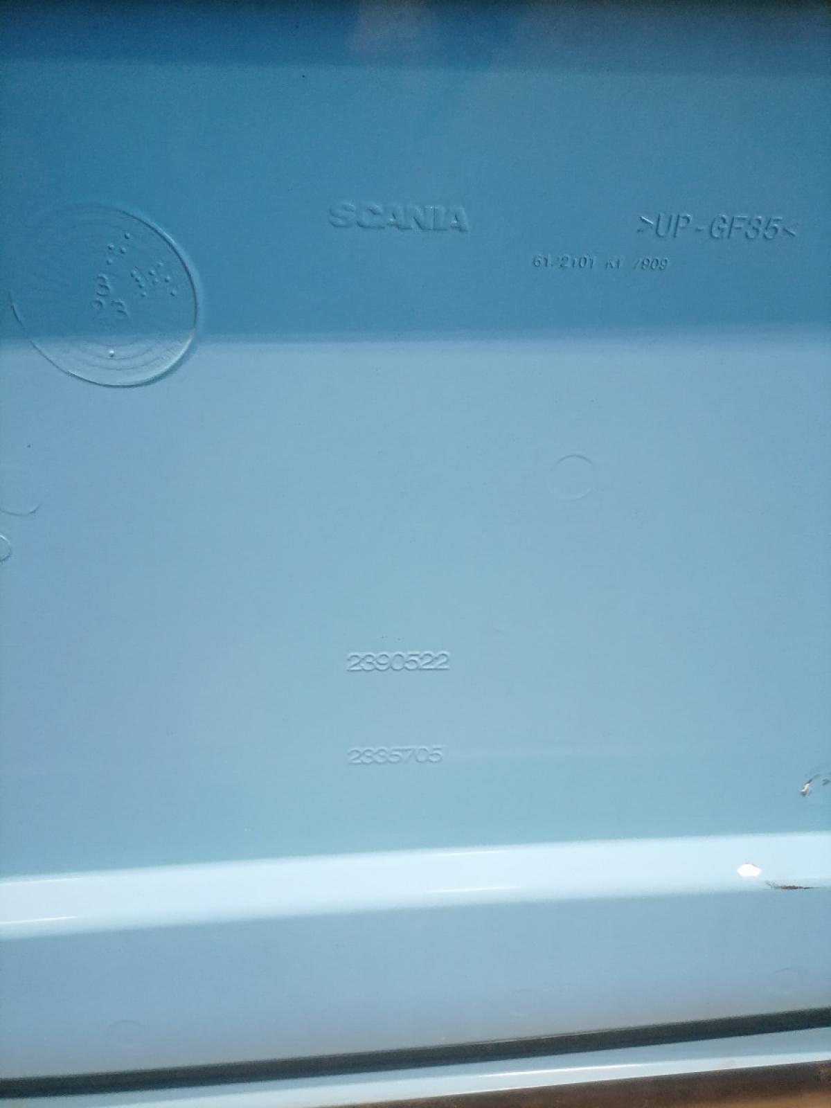 Scania kabiini tuulesuunaja, katus