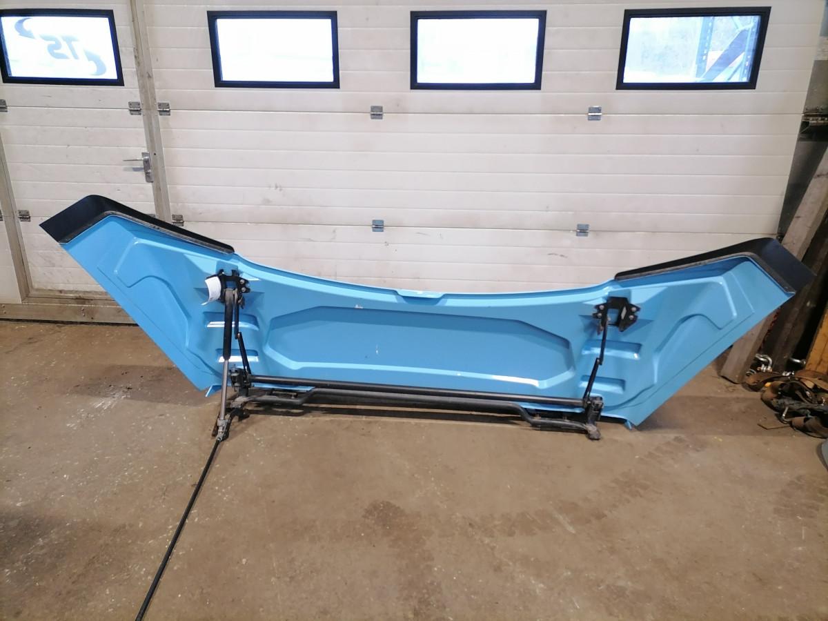 Scania kabiini tuulesuunaja, katus