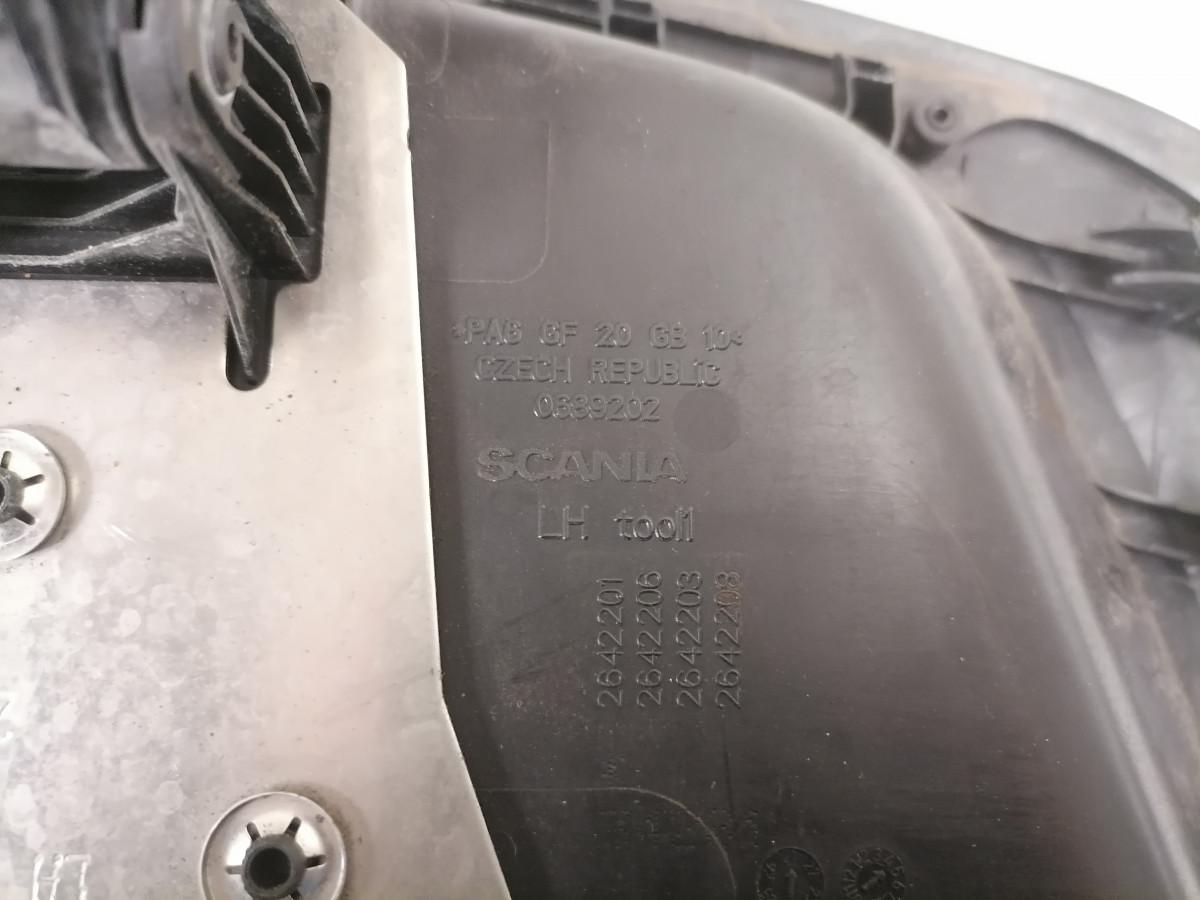 Ukselink, väline vasak