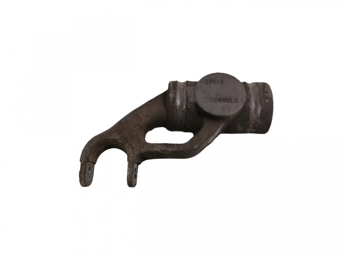 Amortisaatori kinnitus