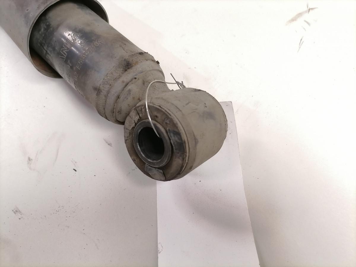 Esisilla amortisaator