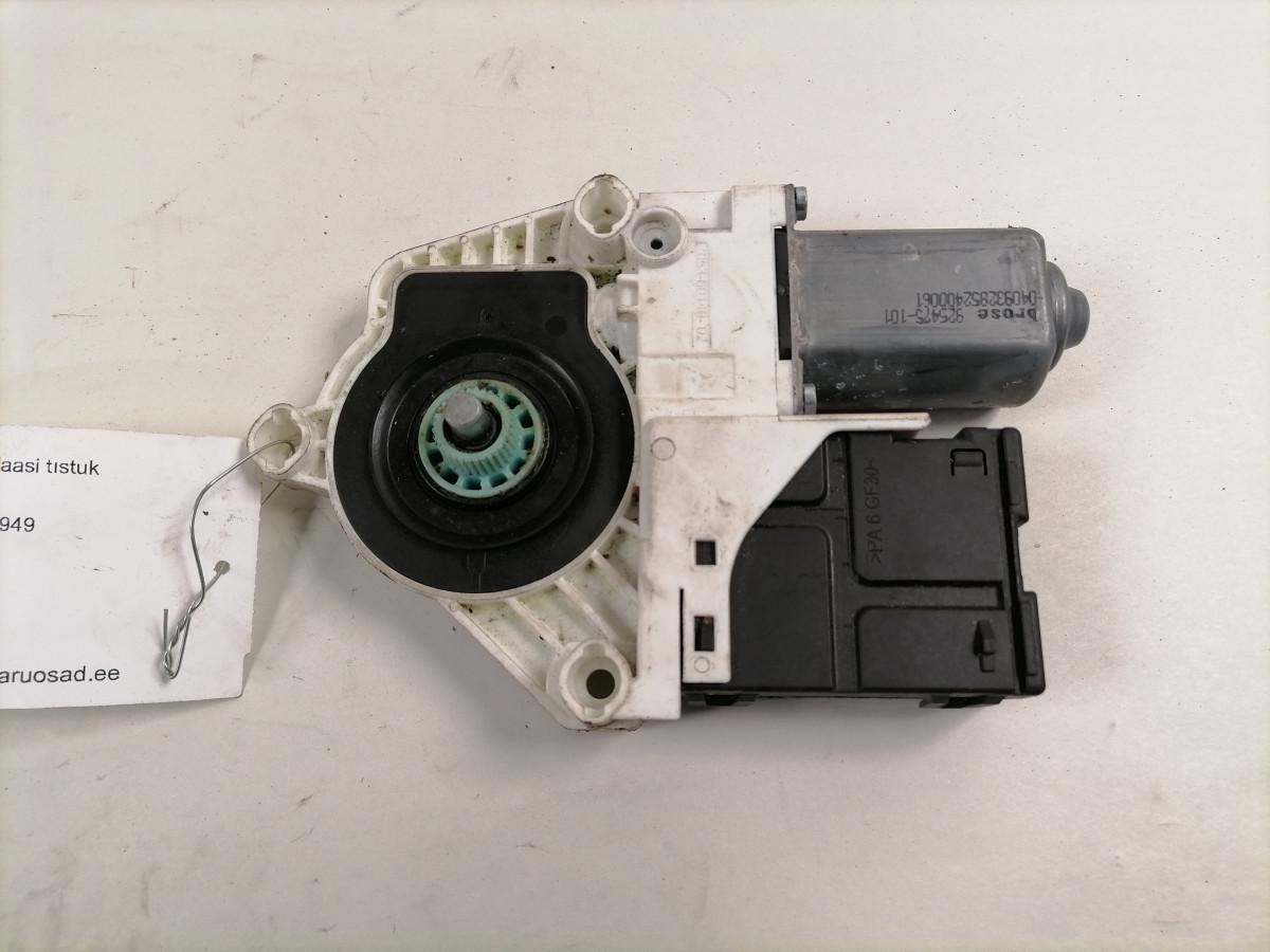 Küljeklaasi tõstuk