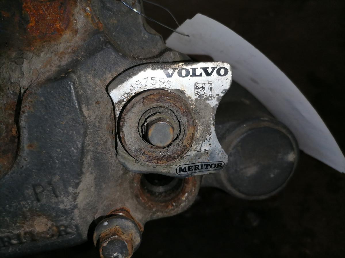 Pidurisadul veosild, vasak