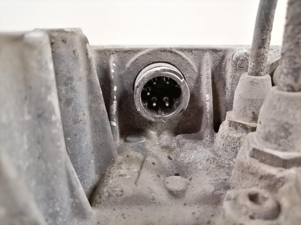 Retarderi pneumoklapp