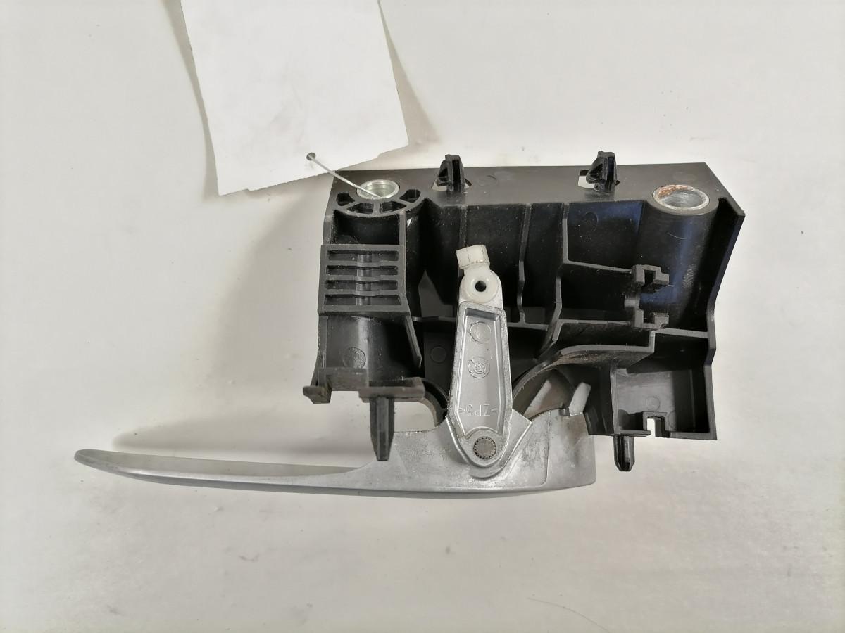 Ukselink, sisemine vasak