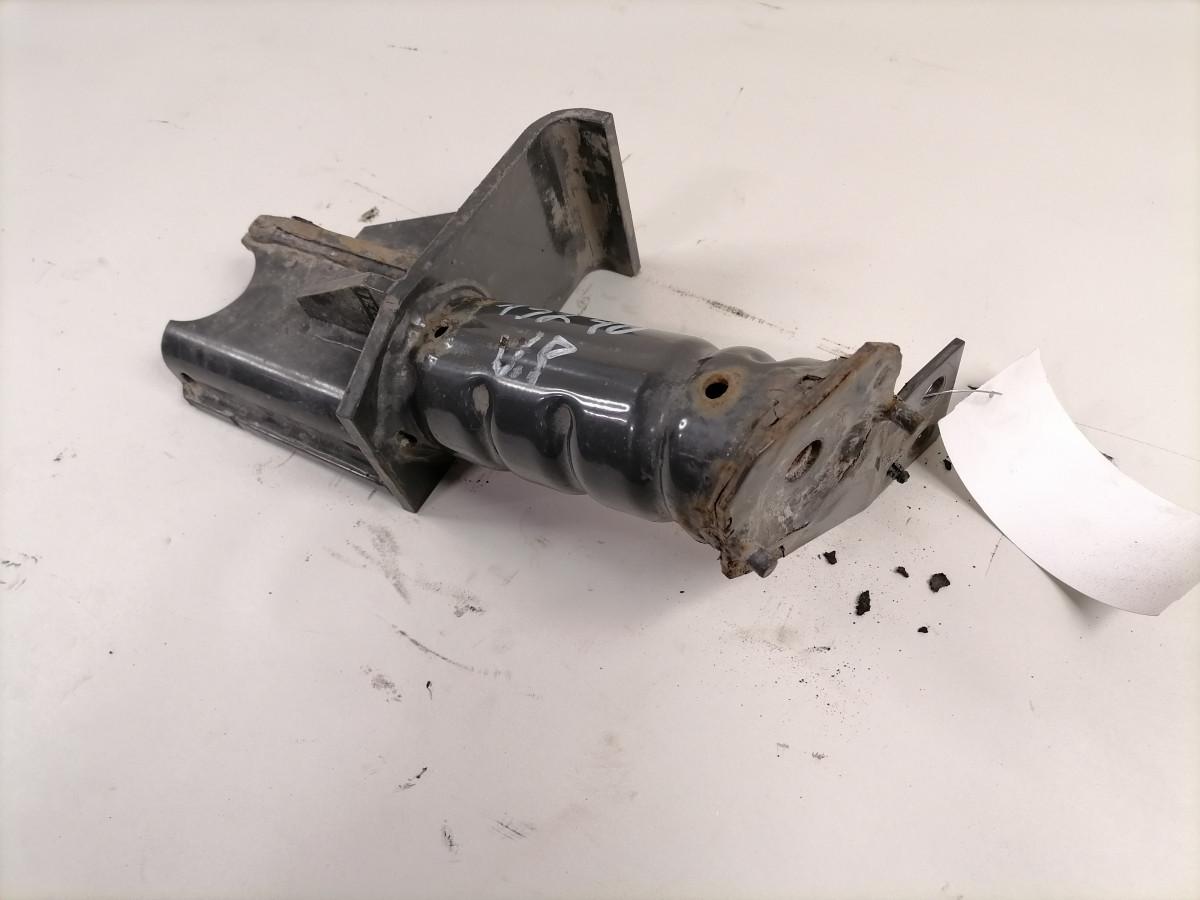 Volvo esikaitseraua kandur, vasak