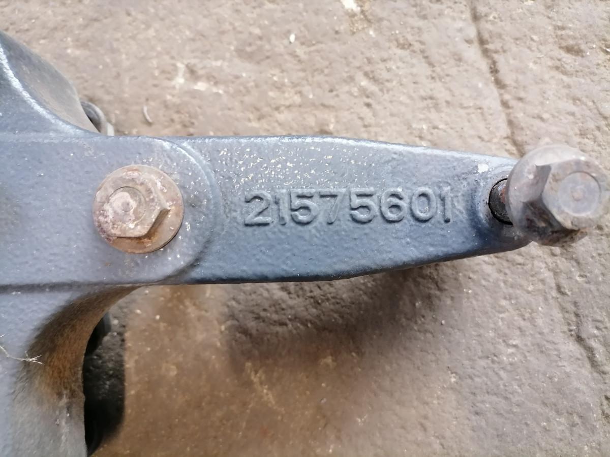 Volvo vedrukandur, esisild parem