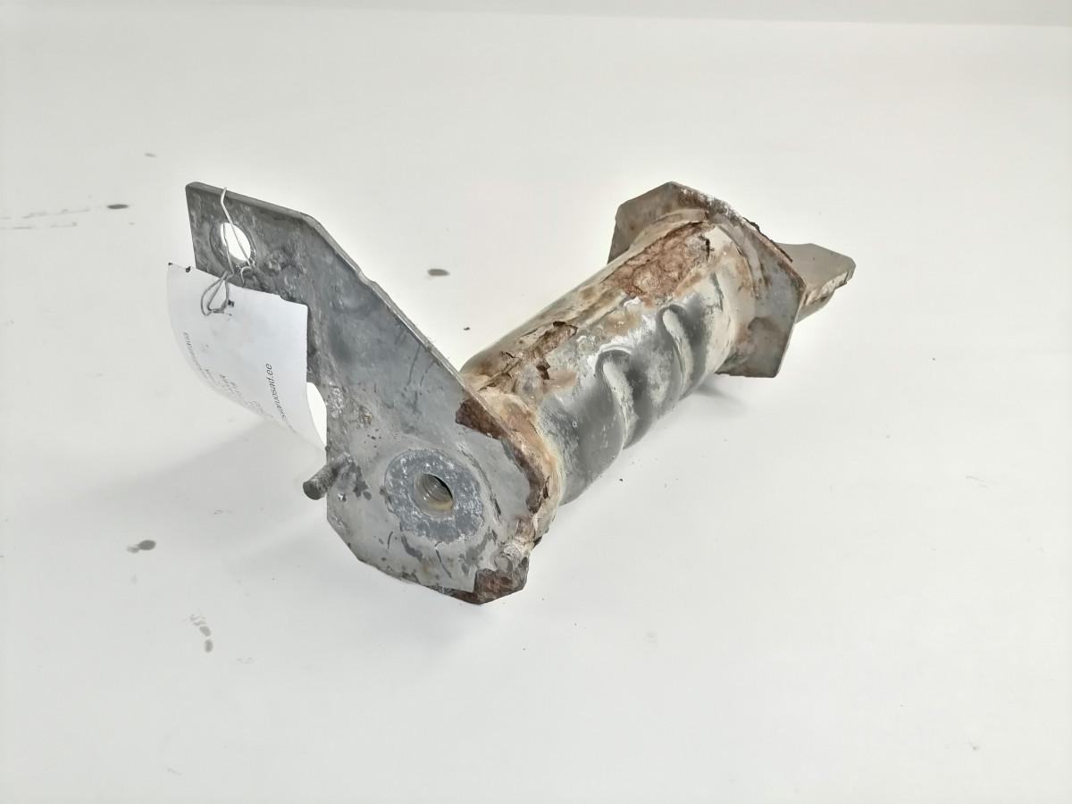 Volvo esikaitseraua kandur, vasak